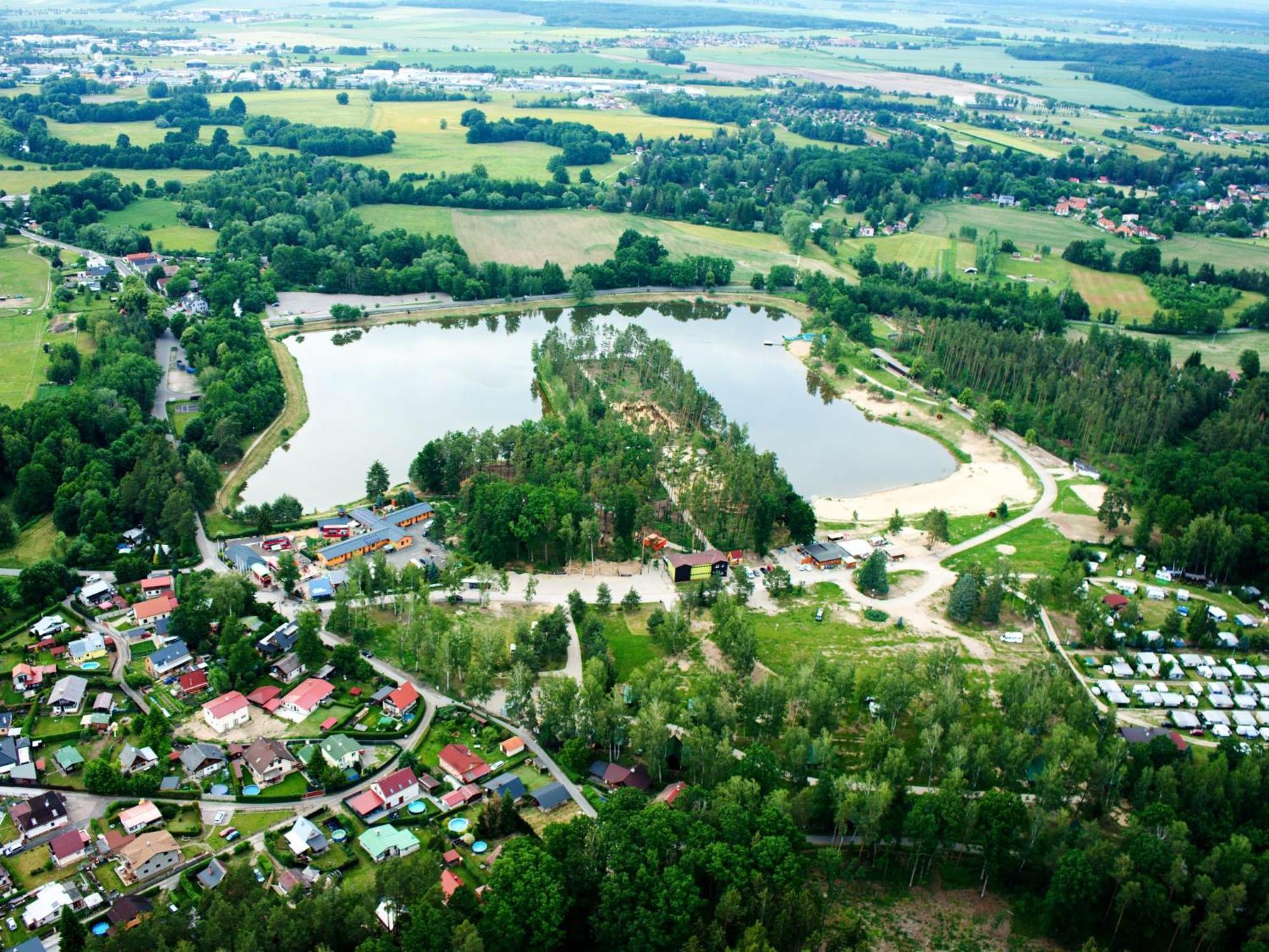 Holiday Home Kemp Stribrny Rybnik-1 By Interhome Χράντεκ Κράλοβε Εξωτερικό φωτογραφία